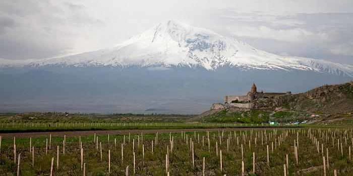 Монастырь Хор-Вирап в Армении