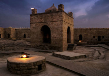 Атешгях — храм огня в Азербайджане.