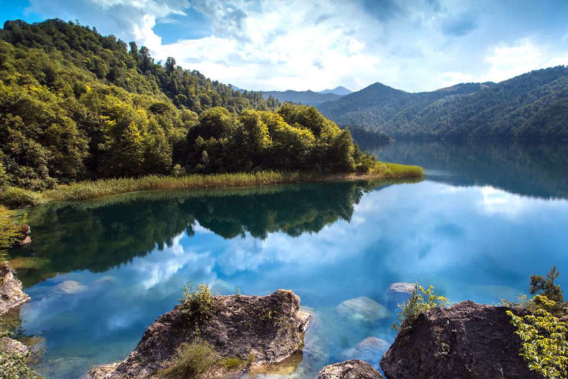 Озеро гейгель азербайджан фото